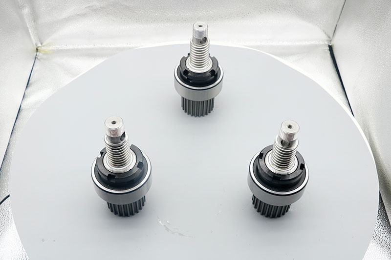 多支絲杠舉升機構