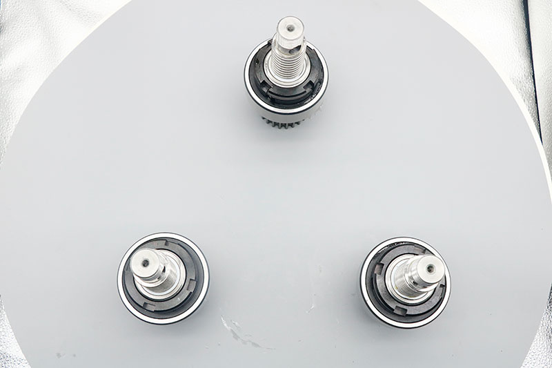 多支絲杠舉升機構